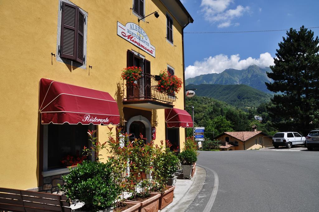 Albergo Miramonti Comano  エクステリア 写真