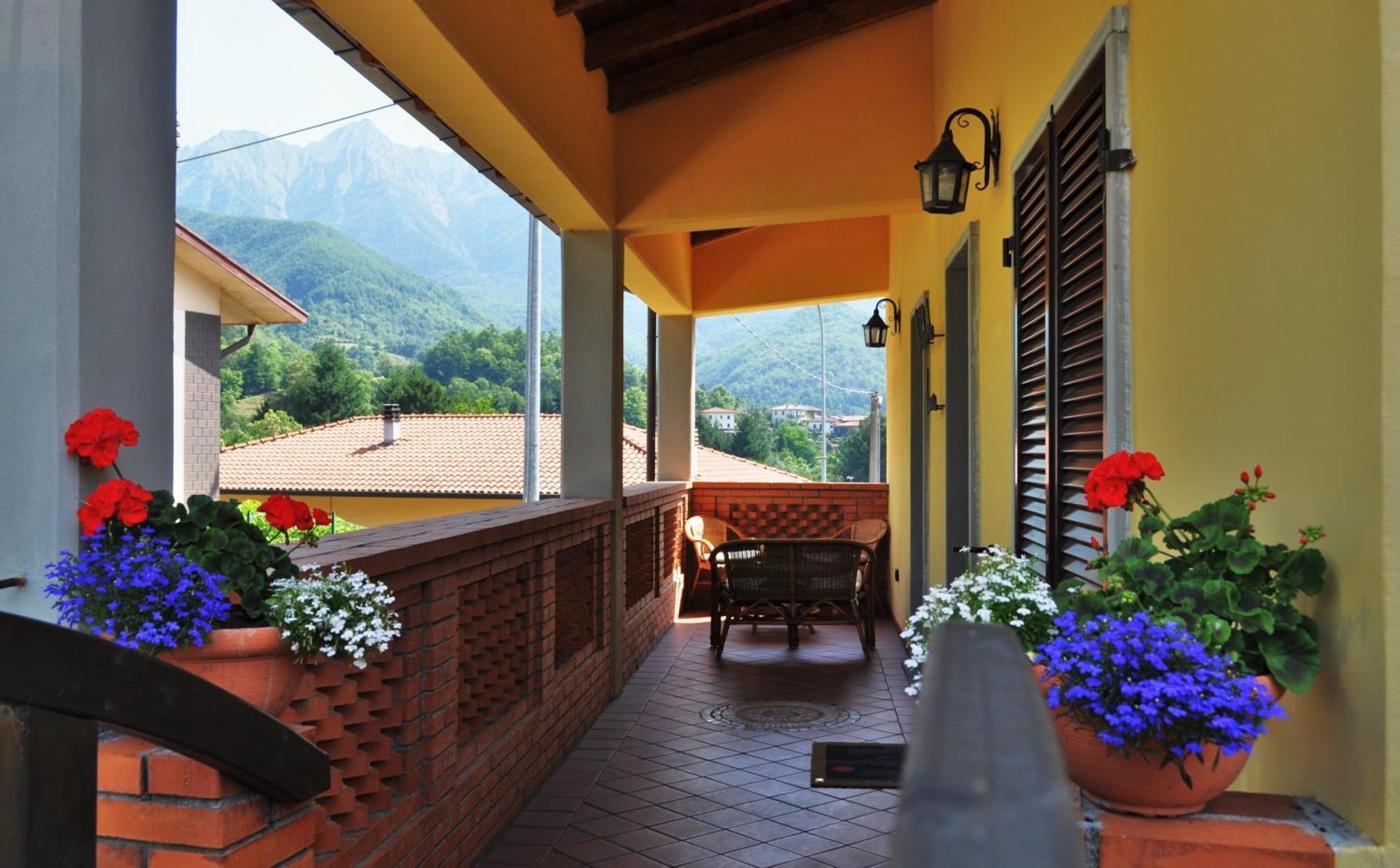 Albergo Miramonti Comano  エクステリア 写真