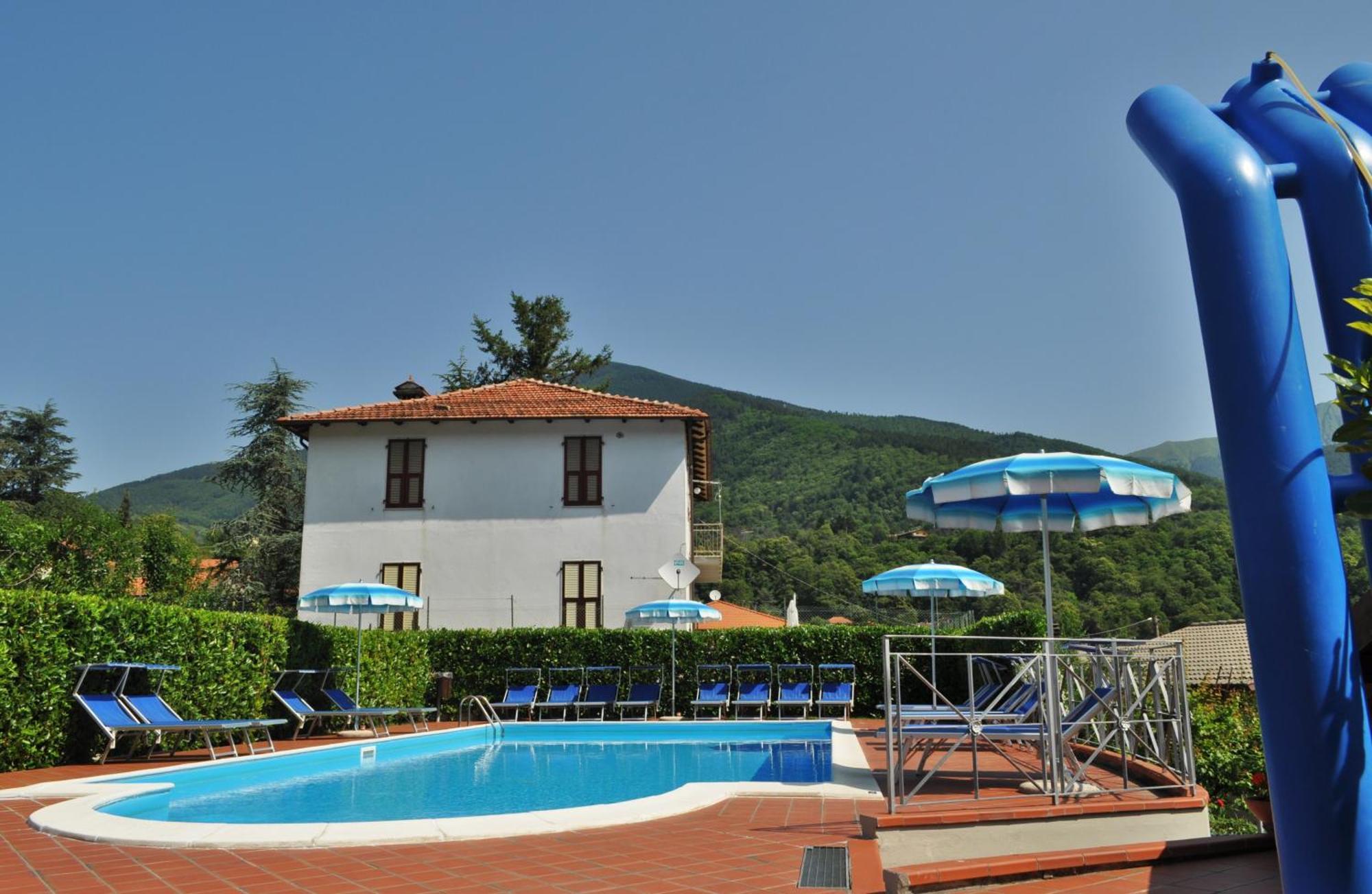 Albergo Miramonti Comano  エクステリア 写真