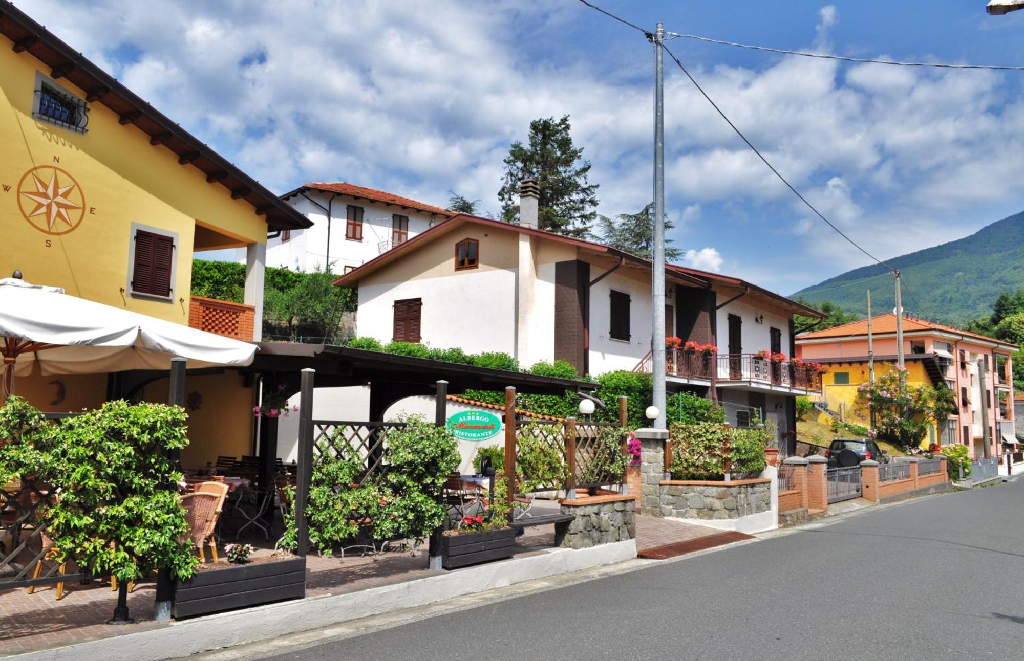 Albergo Miramonti Comano  エクステリア 写真