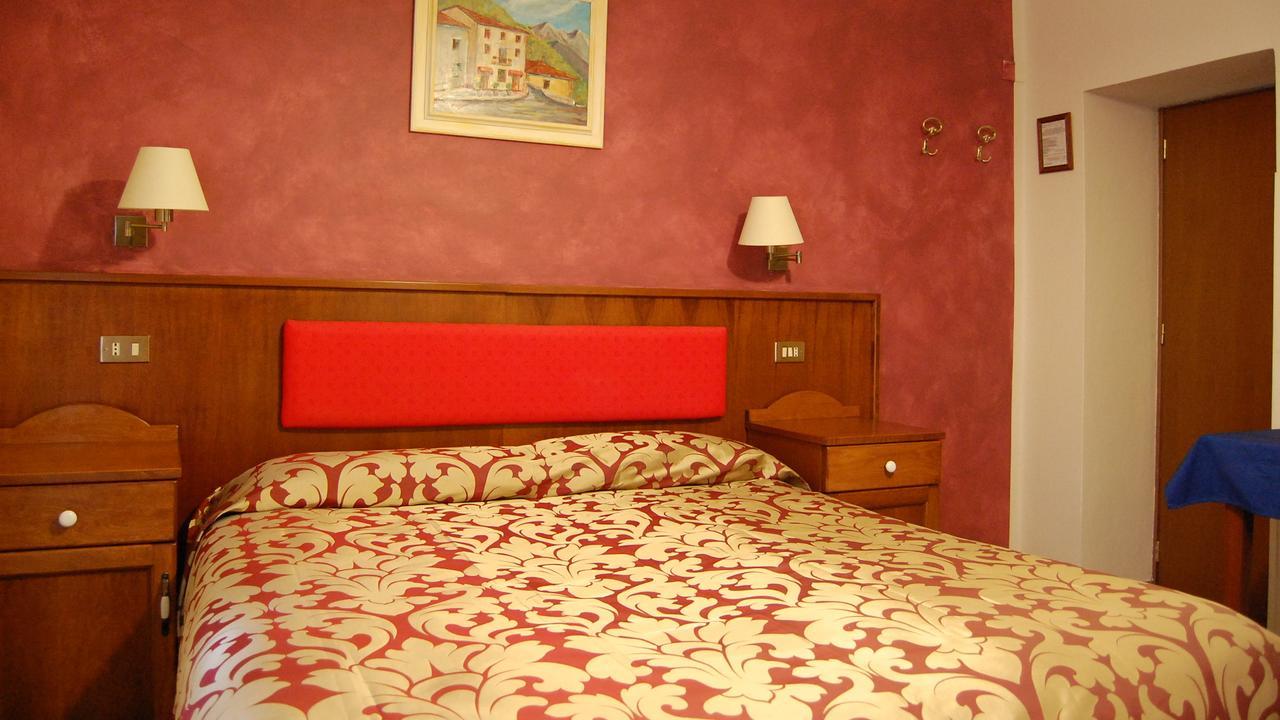 Albergo Miramonti Comano  エクステリア 写真